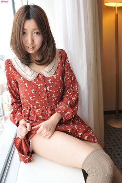 美女脱一光二净18以上视频